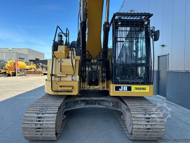 Pelle sur chenilles CAT 325 FL CR