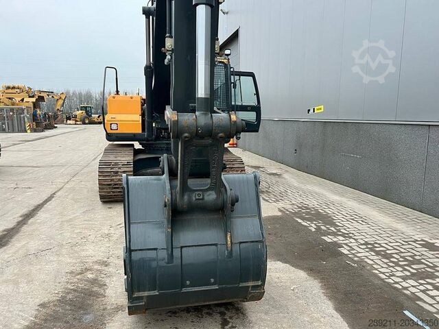 Raupenbagger Hyundai R 210