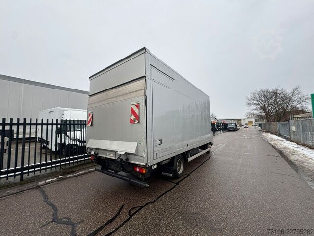 Furgão fechado FUSO Canter 7C18 Koffer mit Ladebordwand *Klima*