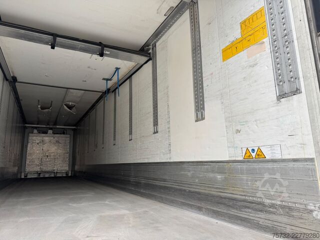 Semirremolque SCHMITZ Carrier Vector 1950 MT Bi-Multi Temp DS Strom