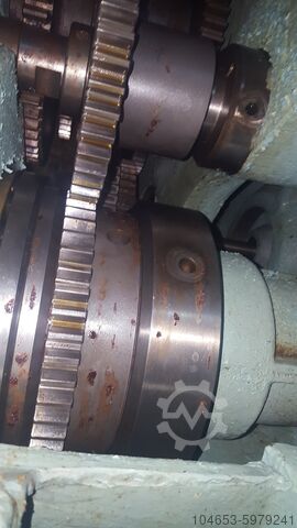 GEZICHTLATHE POREBA TZG 250A nooit gebruikt Poreba TZG 250A
