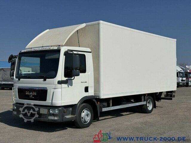 Dobozos furgon MAN TGL 8.180 Ladebordwand Sörensen 1.000 kg