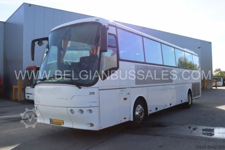 Coach Bova Futura FHD 12.340