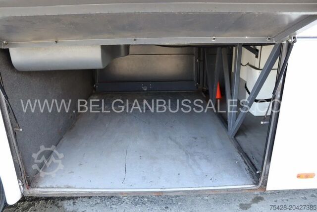 Coach Bova Futura FHD 12.340