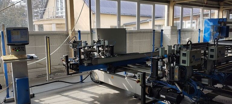 Mašina za zavarivanje PVC profila sa 4 glave Stürtz Maschinenbau SE-HSM-30/26 Compact