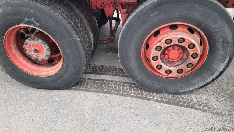 Vrachtwagen voor houttransport MAN 22.361 Kurzholz