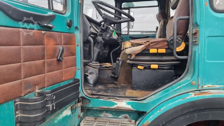 Vrachtwagen voor houttransport MAN 22.361 Kurzholz