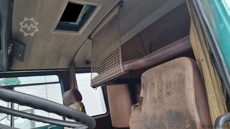 Vrachtwagen voor houttransport MAN 22.361 Kurzholz