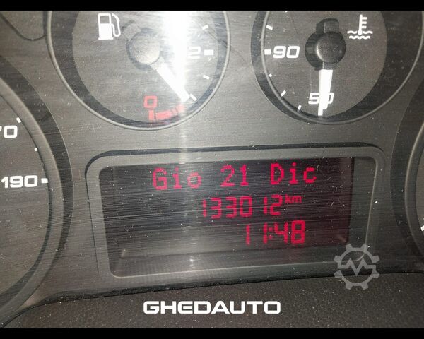 Camion à usage spécial IVECO 65C15 - 65C15