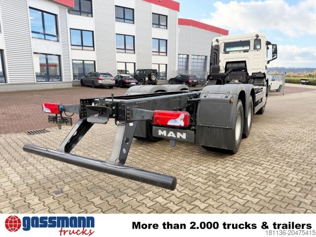 Vrachtwagenchassis MAN TGS 33.440 6x6 BB CH, Hohe Bauart, Nebenantrieb