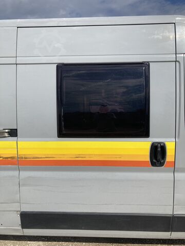 Caravan/camper Fiat Weinsberg Carabus 600 K | 4 Posti Letto | Completamente Attrezzato