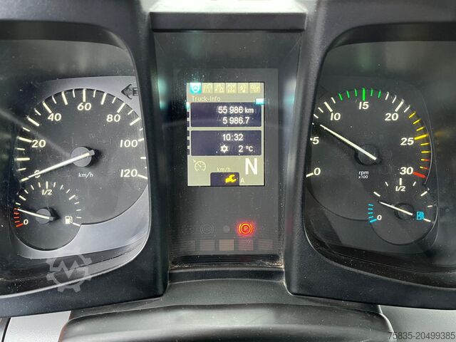 Unimog Mercedes-Benz Unimog U435