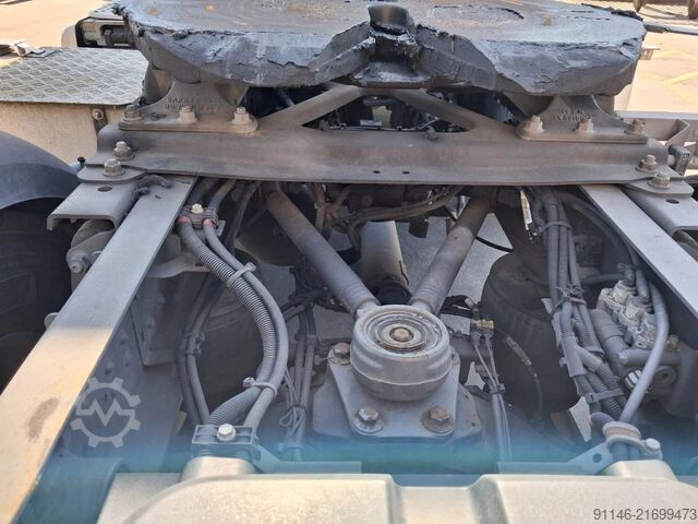 Hazardous substances DAF CF 440 ADR 02-2027 *