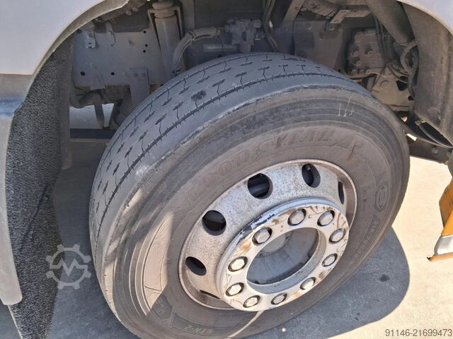 Hazardous substances DAF CF 440 ADR 02-2027 *