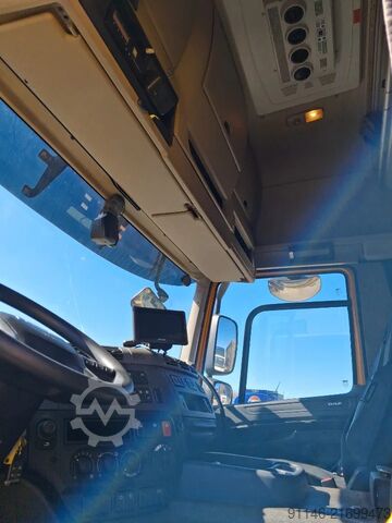 Hazardous substances DAF CF 440 ADR 02-2027 *