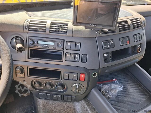 Hazardous substances DAF CF 440 ADR 02-2027 *