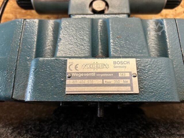 Proportional valve Bosch Bosch Wegeventil vorgesteuert für Ferrom