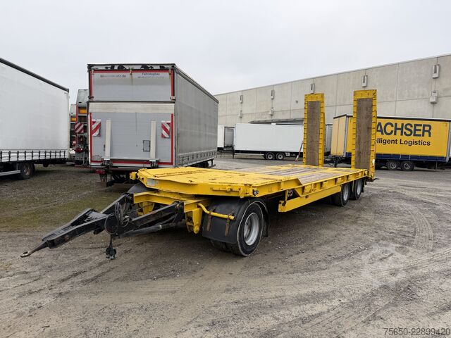 Lågbyggd trailer Schwarzmüller TÜ 30/100  3 Achs Tiefladeranhänger