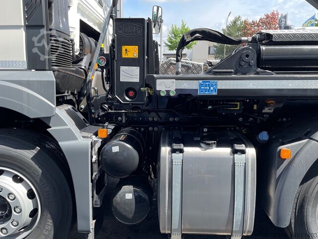 Billenőplatós teherautó MAN TGS 26.480