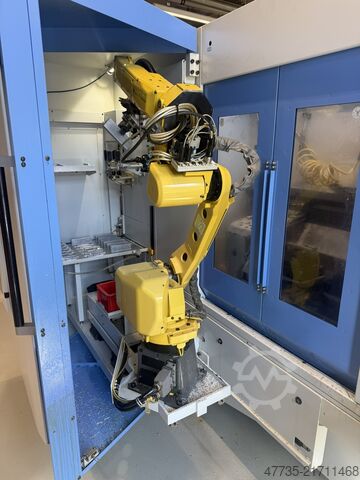CNC mašinski centar sa robotom CHIRON FZ 15 WM HS
