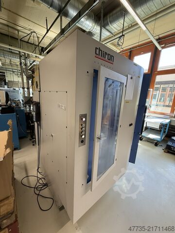 CNC mašinski centar sa robotom CHIRON FZ 15 WM HS