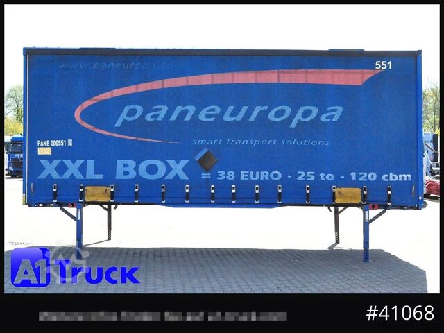 Caroserie interschimbabilă cu platformă și prelată KRONE Wechselbrücke Jumbo BDF 7,82, Code XL,