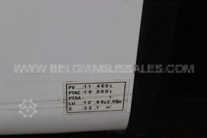 Autocarros interurbanos Mercedes Intouro ME / 13.0m