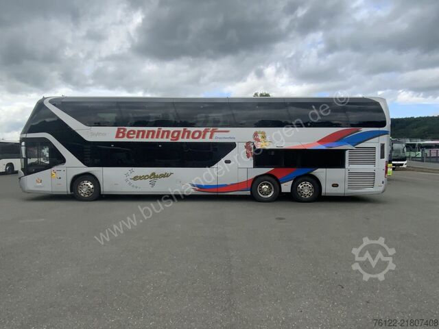 Dois andares Neoplan Skyliner L