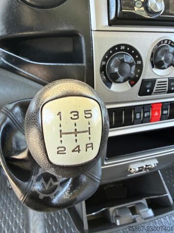 Kamion sa ceradom IVECO Daily 35S13