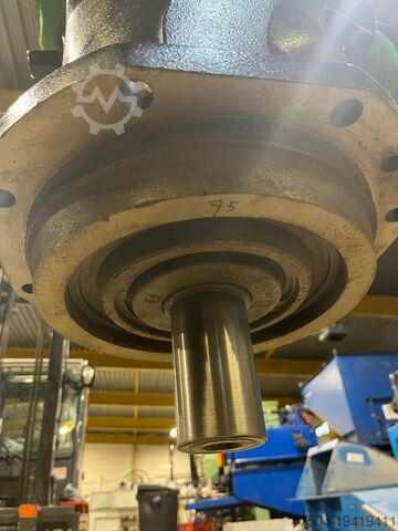 Változó térfogatú szivattyú axiális dugattyús szivattyú hidraulika Zhen Yuan A7VO355DR/63R-VPH02