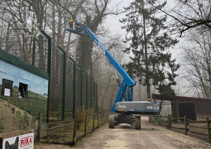 τηλεσκοπική πλατφόρμα εργασίας Genie S-85 XC FE
