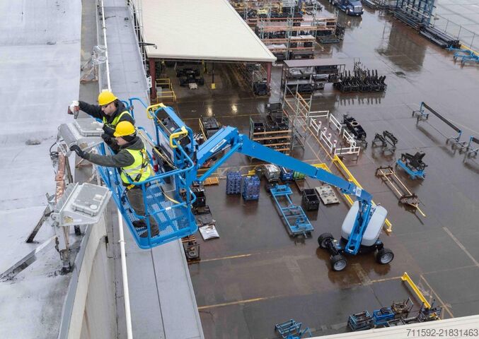 τηλεσκοπική πλατφόρμα εργασίας Genie S-85 XC FE