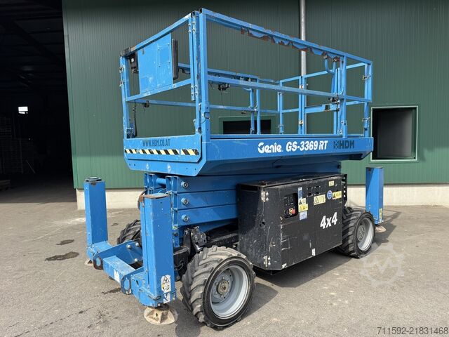 ψαλιδωτό ανυψωτικό Genie GS-3369 RT
