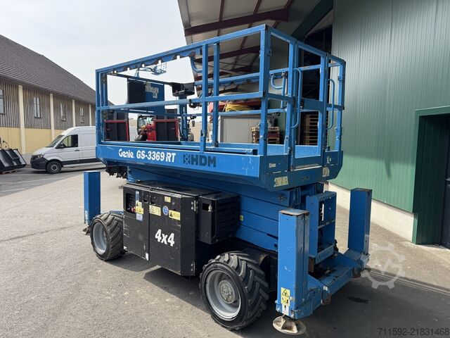 ψαλιδωτό ανυψωτικό Genie GS-3369 RT