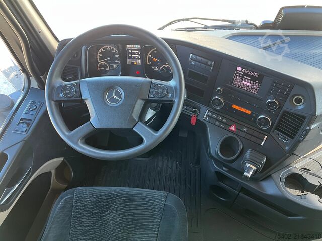Standard-SZM Mercedes-Benz Actros 1945 / Retarder / 2x Tank / Stand Airco