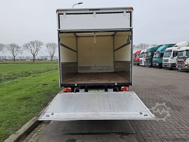 Kufr MERCEDES-BENZ SPRINTER 316 Bakwagen Laadklep!