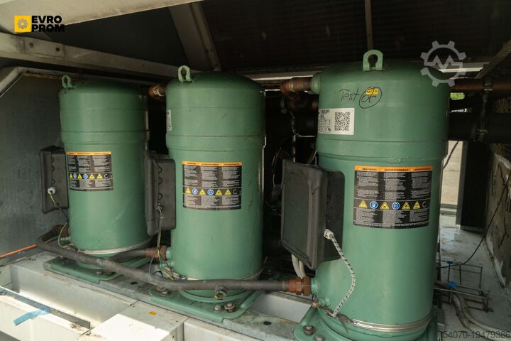 Chiller/pompă de căldură Used Aircooled chiller EMICON PAE 4902 S KC 488 kW / 570 kW 2013 yom