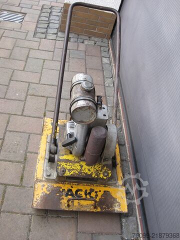 Rüttelplatte Wacker BVPN 50
