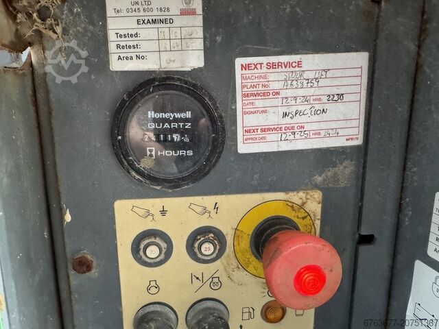 SKYJACK SJ 6826RT Scissor Lift SCISSOR 2014 4x4 Kubota 10m Working Height SKYJACK SJ6826RT Schaarhoogwerker SCISSOR 2014 4X4 Kubota 10mtr Werkhoogte