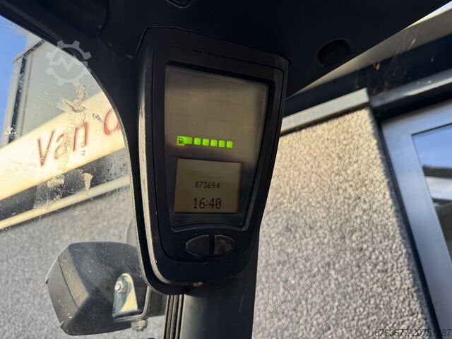 Linde H30D-02 Duplex 450 Sideshift / Fork Positioner VW Diesel 2014 LINDE H30D-02 Duplo 450 Sideshift / Vorkversteller VW Diesel 2014