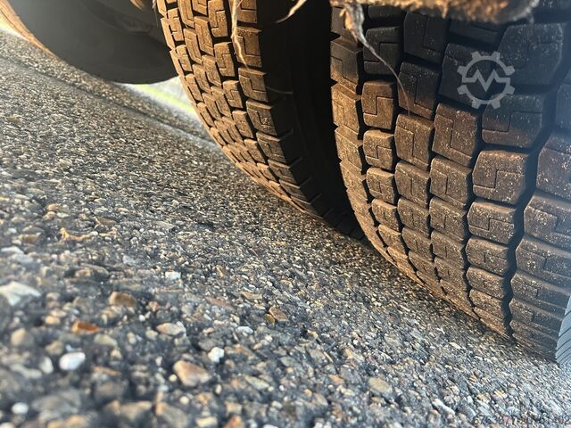 Ciężarówka - furgon - DAF CF 230FA - EURO6 - badanie techniczne 11/25 - 2017 - drzwi boczne/winda za DAF CF 370 FA