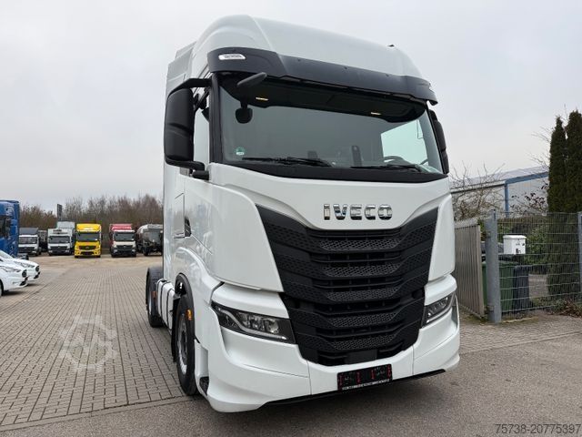 Τυπική μονάδα τράκτορα IVECO S-Way 480/Intarder/2xTank/Navi/EURO6D