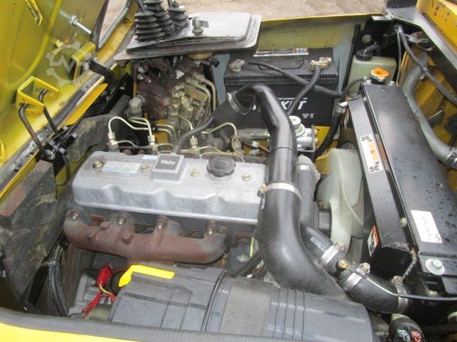 Diesel Forklift Yale GDP30TF - Triplex-Freihub 5,35m + Seitenschieber