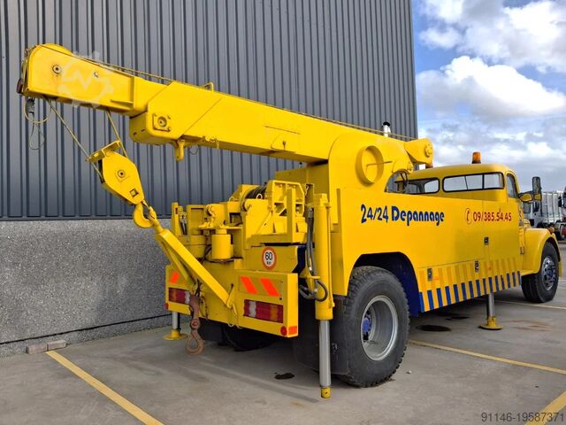 Vyprošťovací vozidlo Volvo N 88