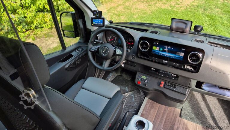 Minibusz MERCEDES-BENZ Sprinter 519 Sunset Ferqui Lagerfahrzeug