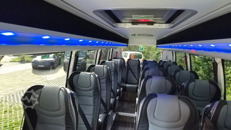 Minibusz MERCEDES-BENZ Sprinter 519 Sunset Ferqui Lagerfahrzeug