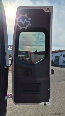 Minibus MERCEDES-BENZ Sprinter Elektro 9 Sitzer Bürgerbus