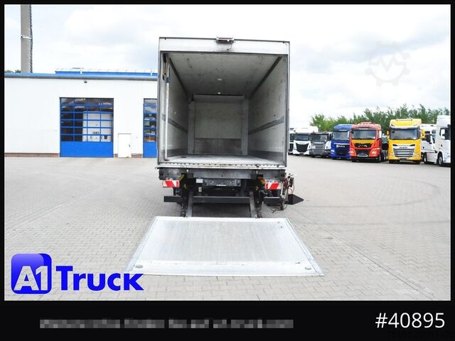 Køletrailer ROHR durchladbar, LBW, hochgekuppelt Mitsubishi,