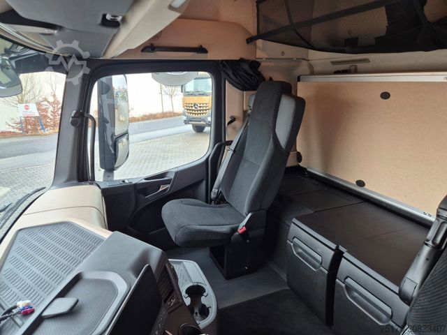 Ελκυστήρας μεγάλου όγκου MERCEDES-BENZ Actros 1845 LSnRL Standklima Vollspoiler