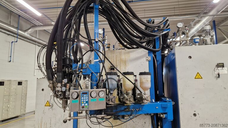 Polyurethaanbewerkingsmachine Hennecke ELASTOLINE F elastomer casting machine